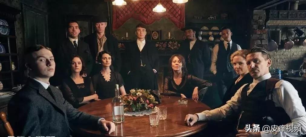 评论破百万的电视剧,豆瓣评分9.5的神剧