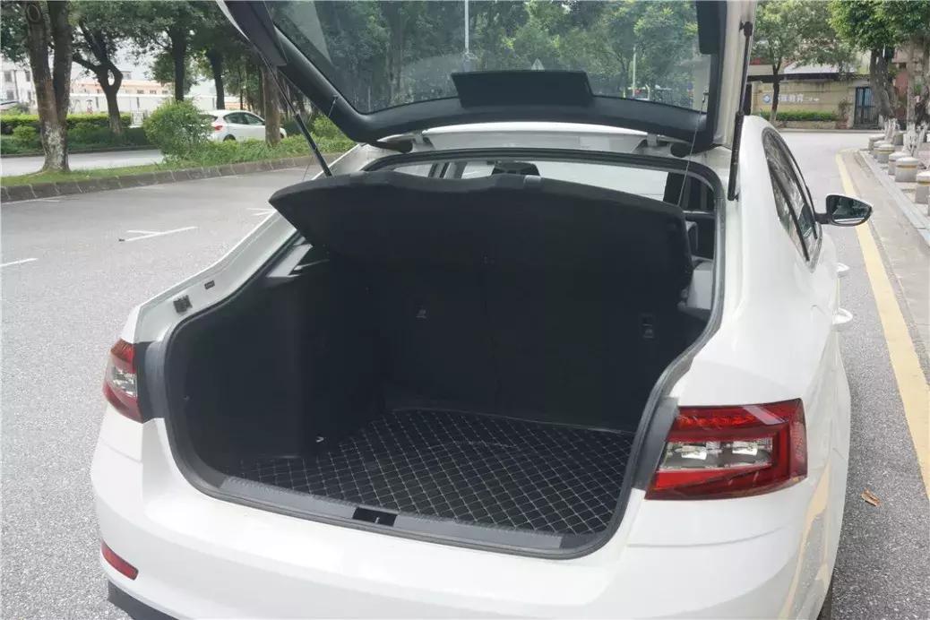 斯柯达明锐1.2t口碑,斯柯达明锐19款1.5自吸豪华版测评