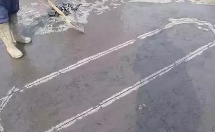 监控室外立杆和基础,监控立杆基础接地做法