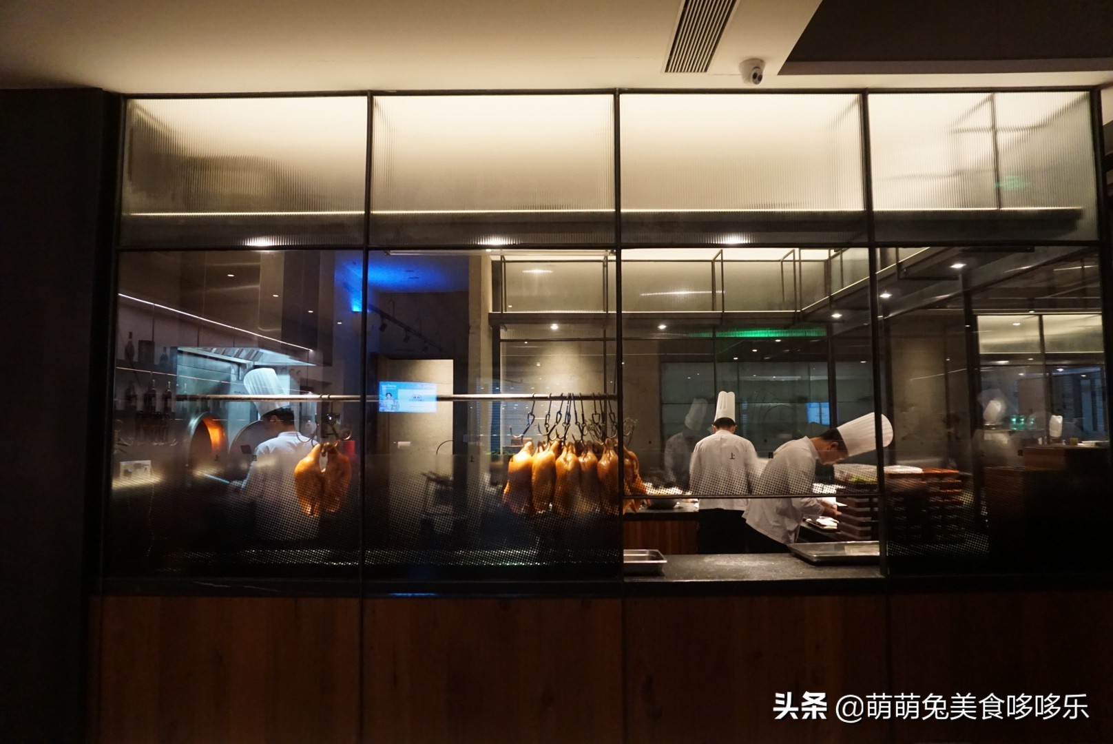 上饍·御上茗|清风不请,自然徐来,谷雨茶时,春意葱茏