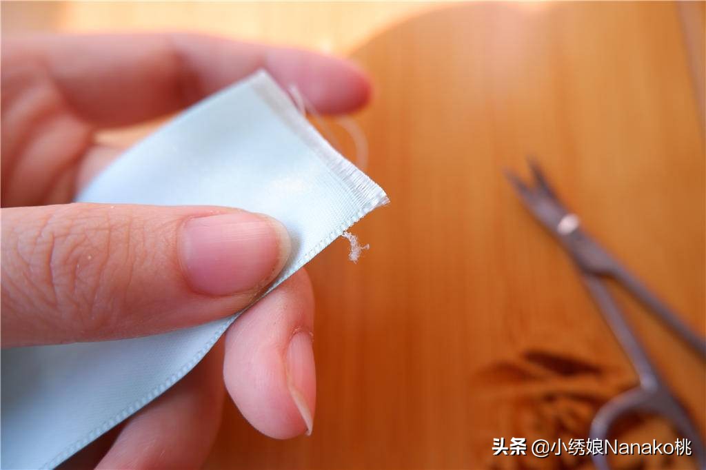 丝带流苏的制作方法,丝带如何自制流苏视频教程