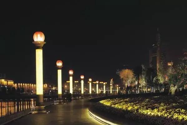 天津人都在这夜跑，连大明星都来打卡