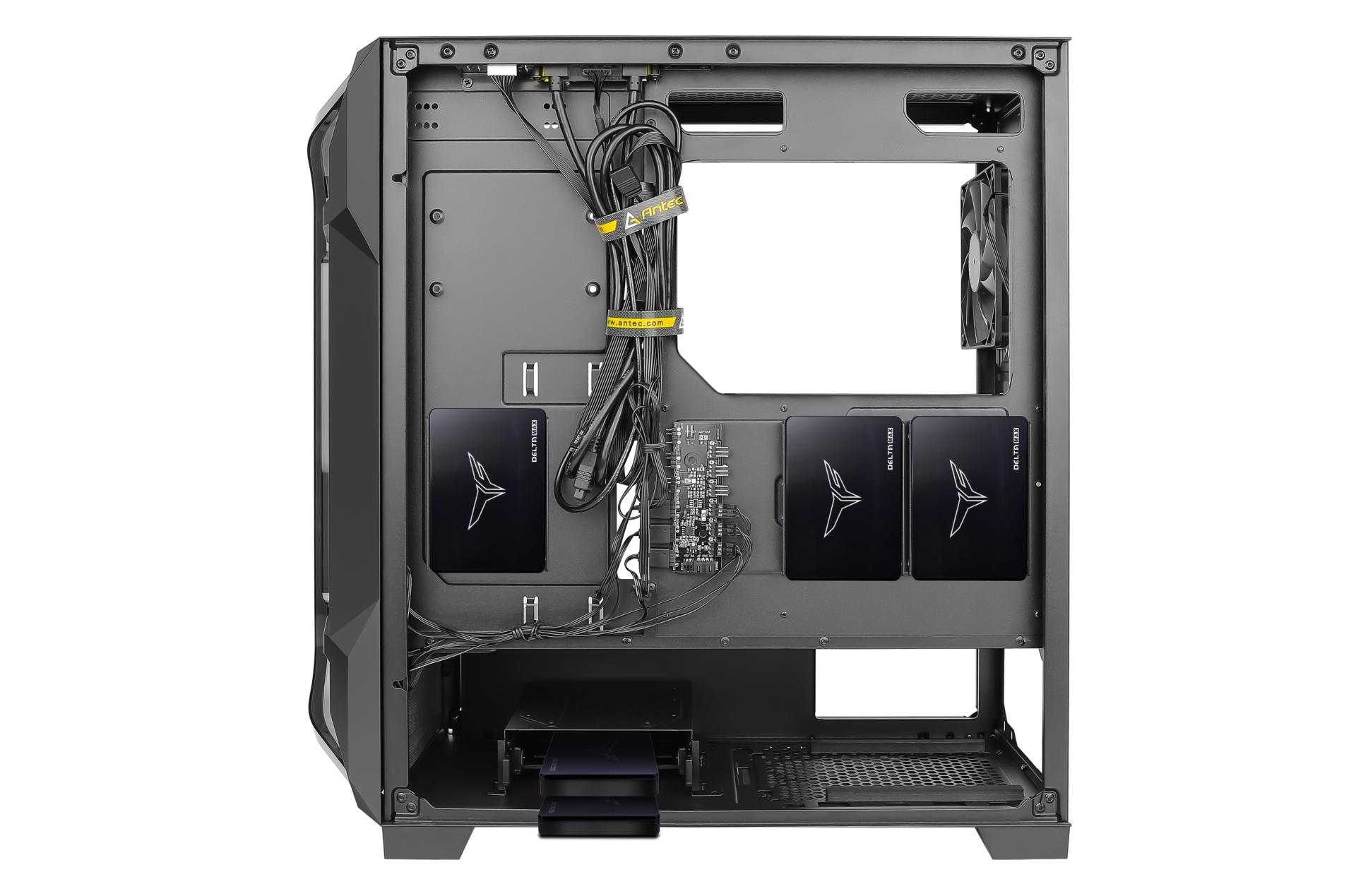 为刚踏入社会的小兄弟，配了一台高颜值散热好的FLUX平台主机