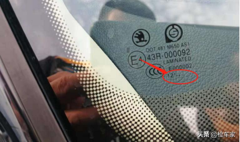 买二手大众polo哪款性价比高,大众polo和斯柯达晶锐对比视频