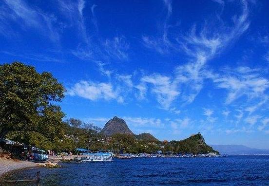 云南5日游攻略情侣,厦门和云南哪个更适合情侣去玩