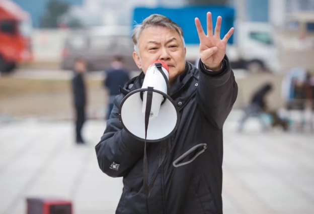 “宝哥哥”当导演怎么样？《一诺无悔》让欧阳奋强直呼压力大