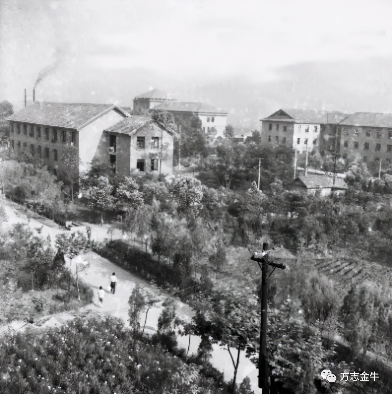 成都学校老照片,成都军区军医学校老照片