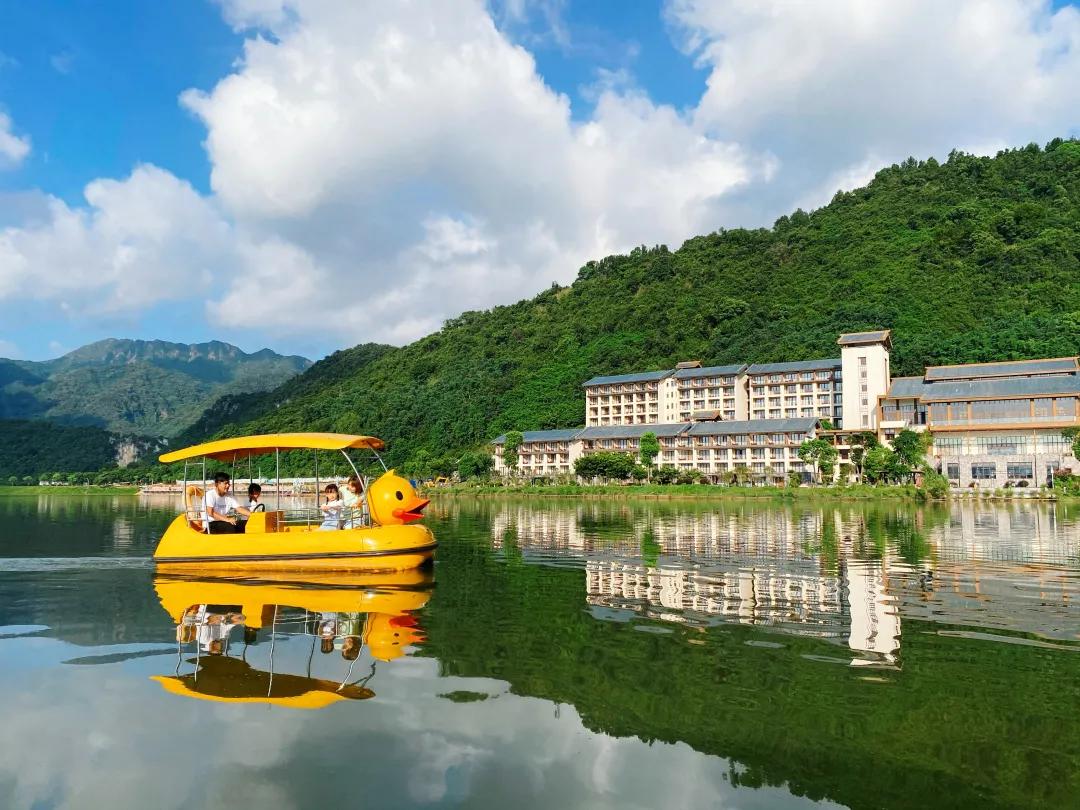 英德宝晶宫天鹅湖温泉酒店好玩吗,英德宝晶宫天鹅湖温泉酒店别墅