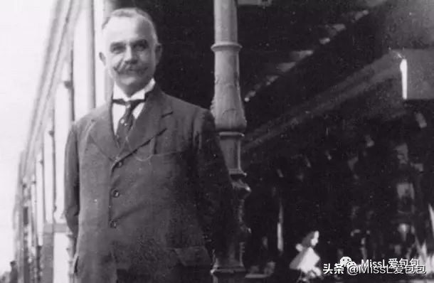 宝格丽bvlgari白色包,宝格丽带钻包包必买经典款