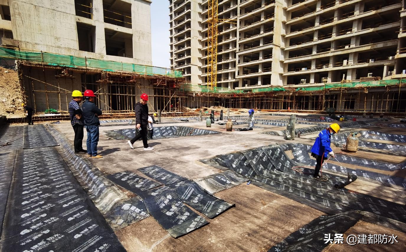 自粘型防水卷材优缺点,液体防水卷材的优缺点