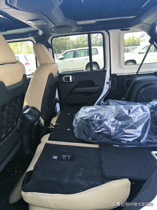 jeep牧马人两门版电动敞篷多少钱,牧马人罗宾汉3.6两门版价格