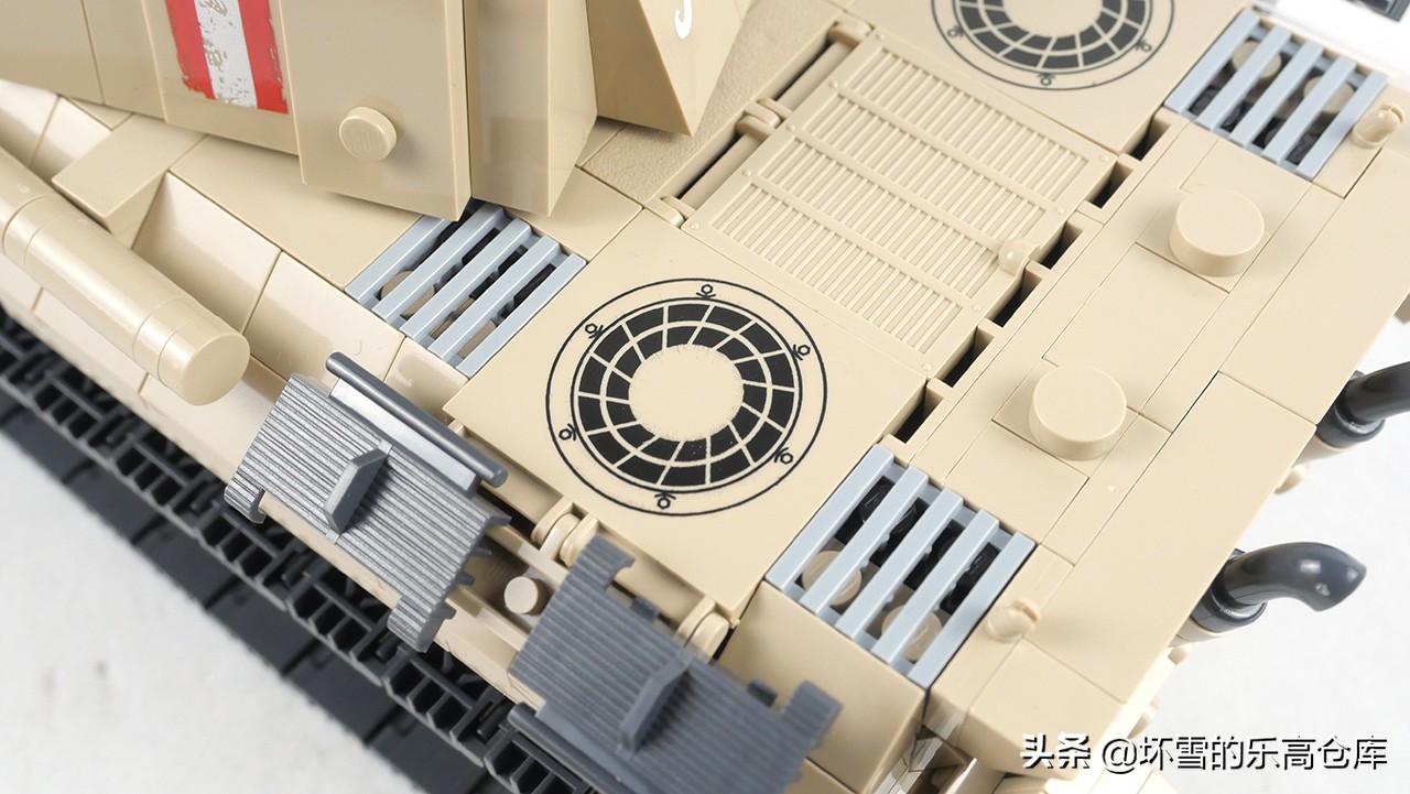 cobi积木虎式坦克拼装视频,cobi积木雪地豹式坦克