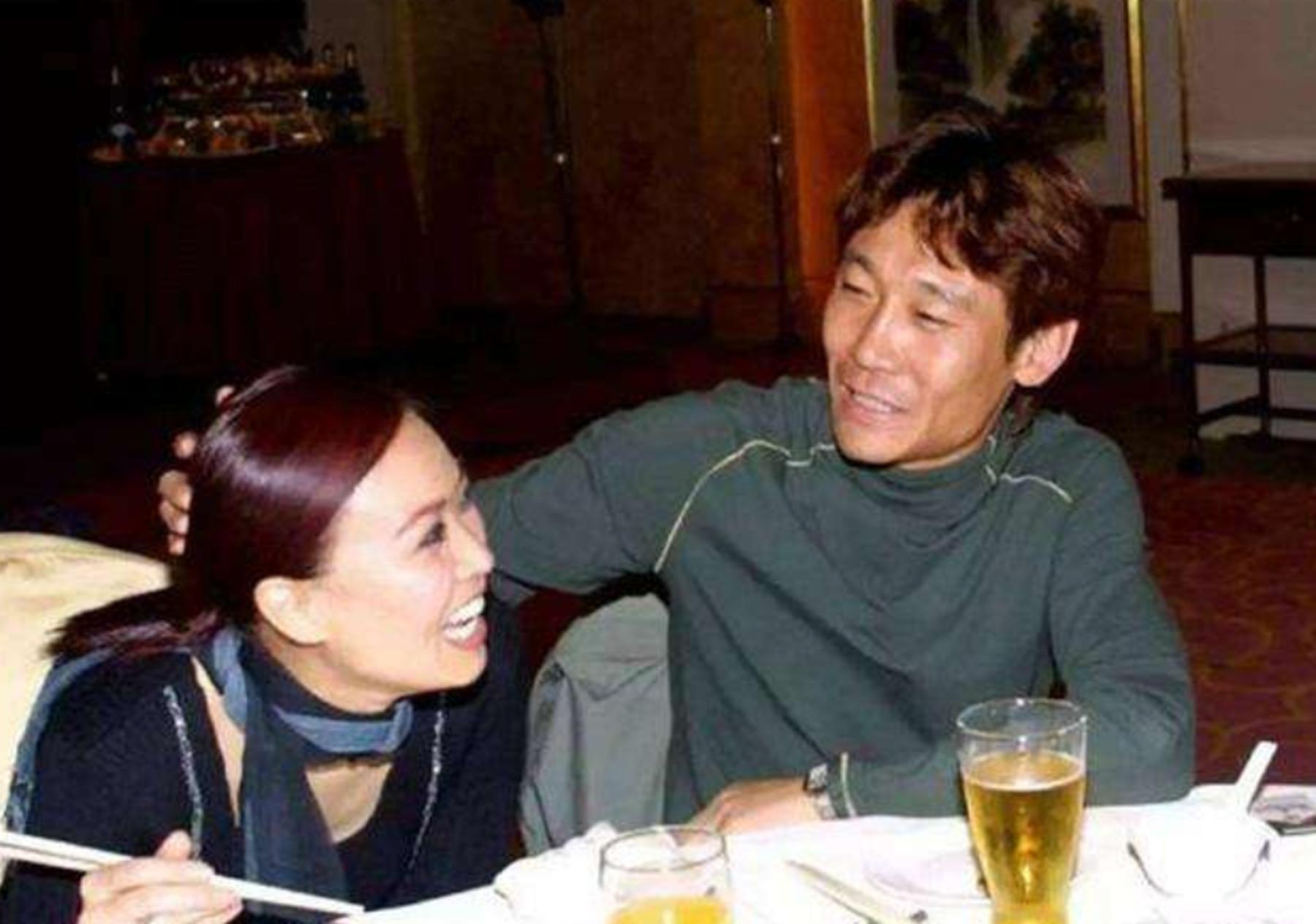 那英疯狂的歌曲大全,那英经典情歌征服