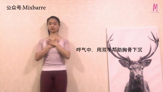 靠墙站真的可以矫正驼背伸脖子吗？