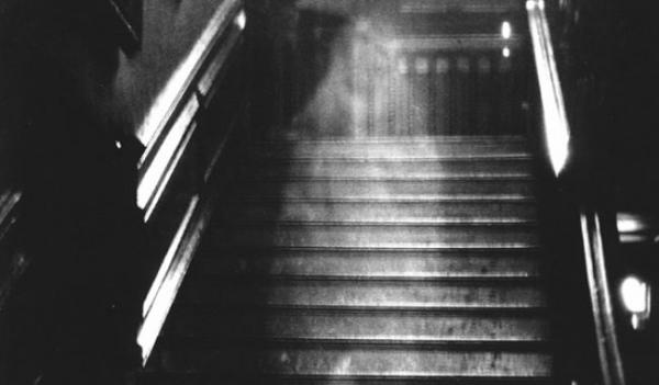 震惊世界十大灵异照片,震惊世界十大灵异照片高清