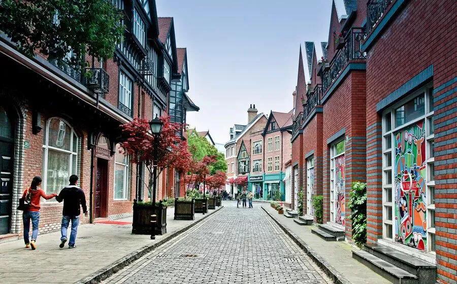 上海地铁沿线景点一日游,上海地铁11号线上海赛车场站