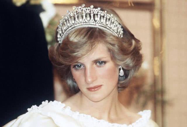 被丈夫嫌弃的女人,被丈夫嫌弃抛弃的女人