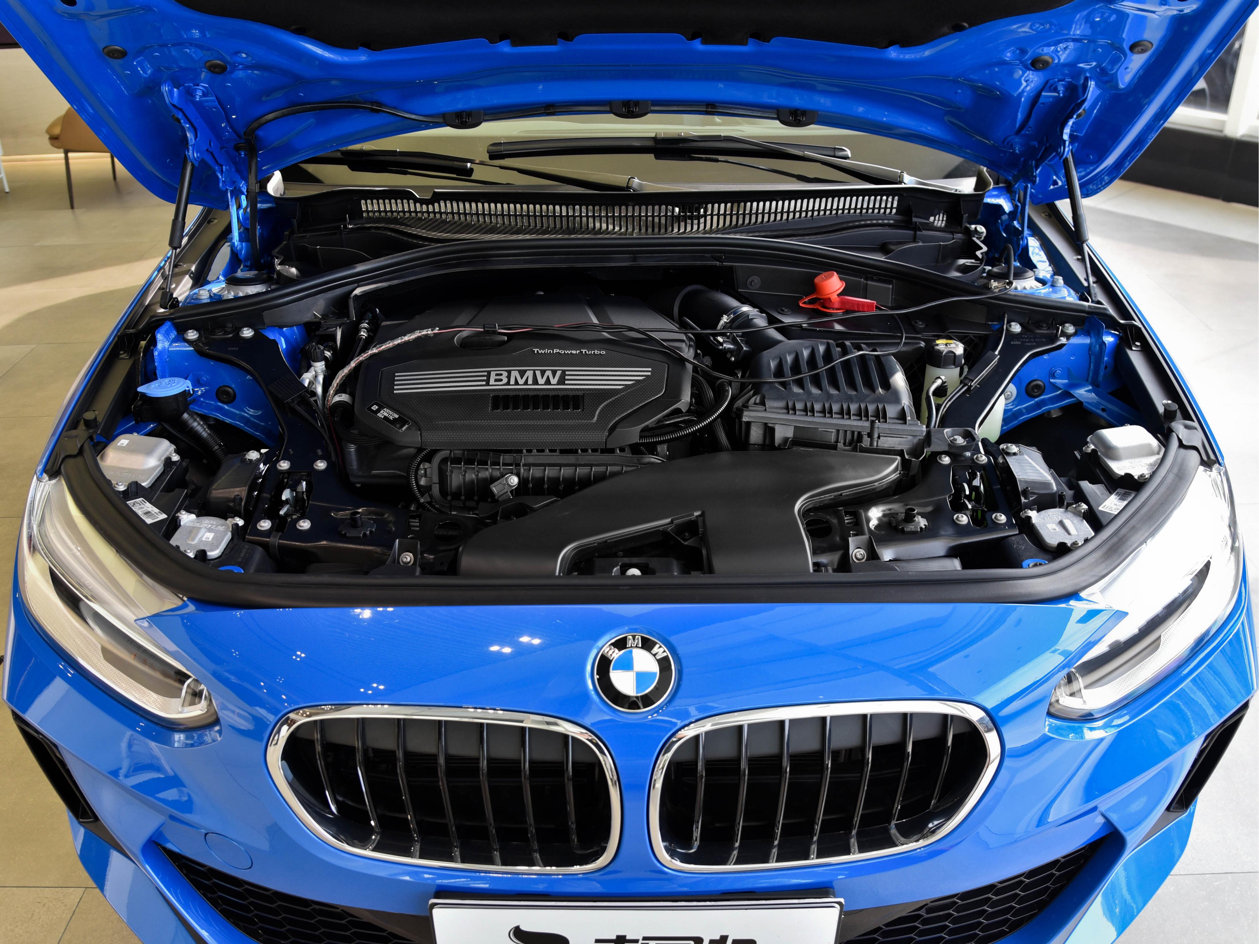 最入门的宝马车型，配置齐全而且油耗低，实拍宝马1系