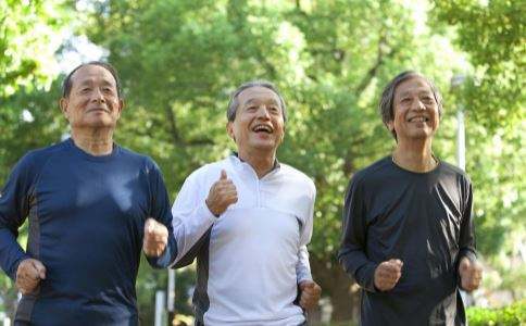 为什么很多人跑步后，都长出了“黑趾甲”？与3种原因离不开