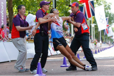 跑步停止一个月该怎样恢复跑步,分享多年跑步技巧经验避免受伤