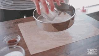 不用去韩国排队,也能吃到火爆的ins的LeBreakLab草莓蛋糕卷