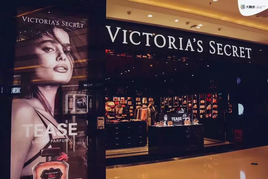 西安大融城化妆品,惊喜化妆品套装