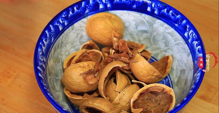 核桃怎么吃最简单好吃,核桃最好吃的几种做法