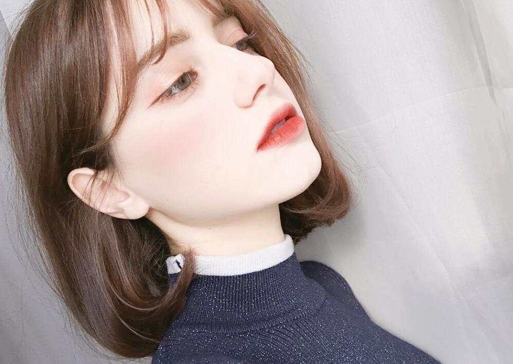 17岁俄罗斯妹子走红，韩妆化得出神入化，被封为“人间水蜜桃”！