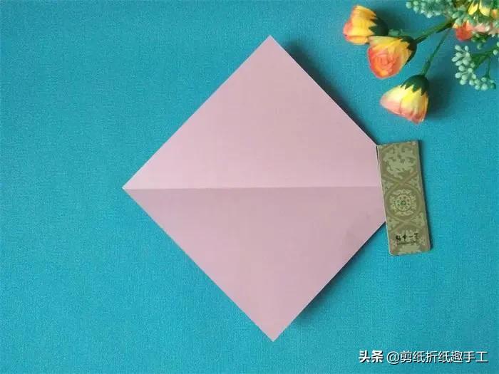 百合花怎么剪怎么插花好看,百合花怎么剪雄蕊