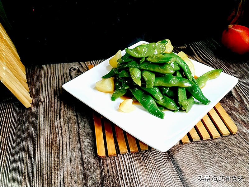 去除豆角上农药残留，大厨教你2招，豆角翠绿营养翻倍