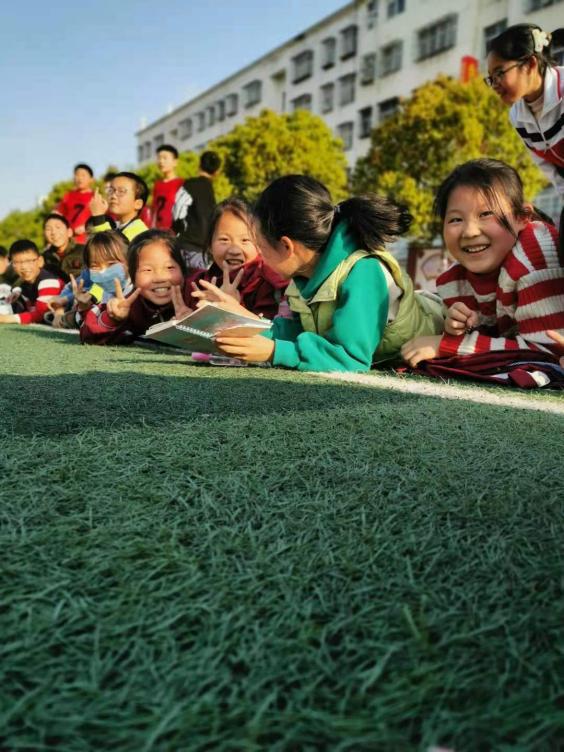 淮滨足球比赛小学生,淮滨县实验学校足球比赛