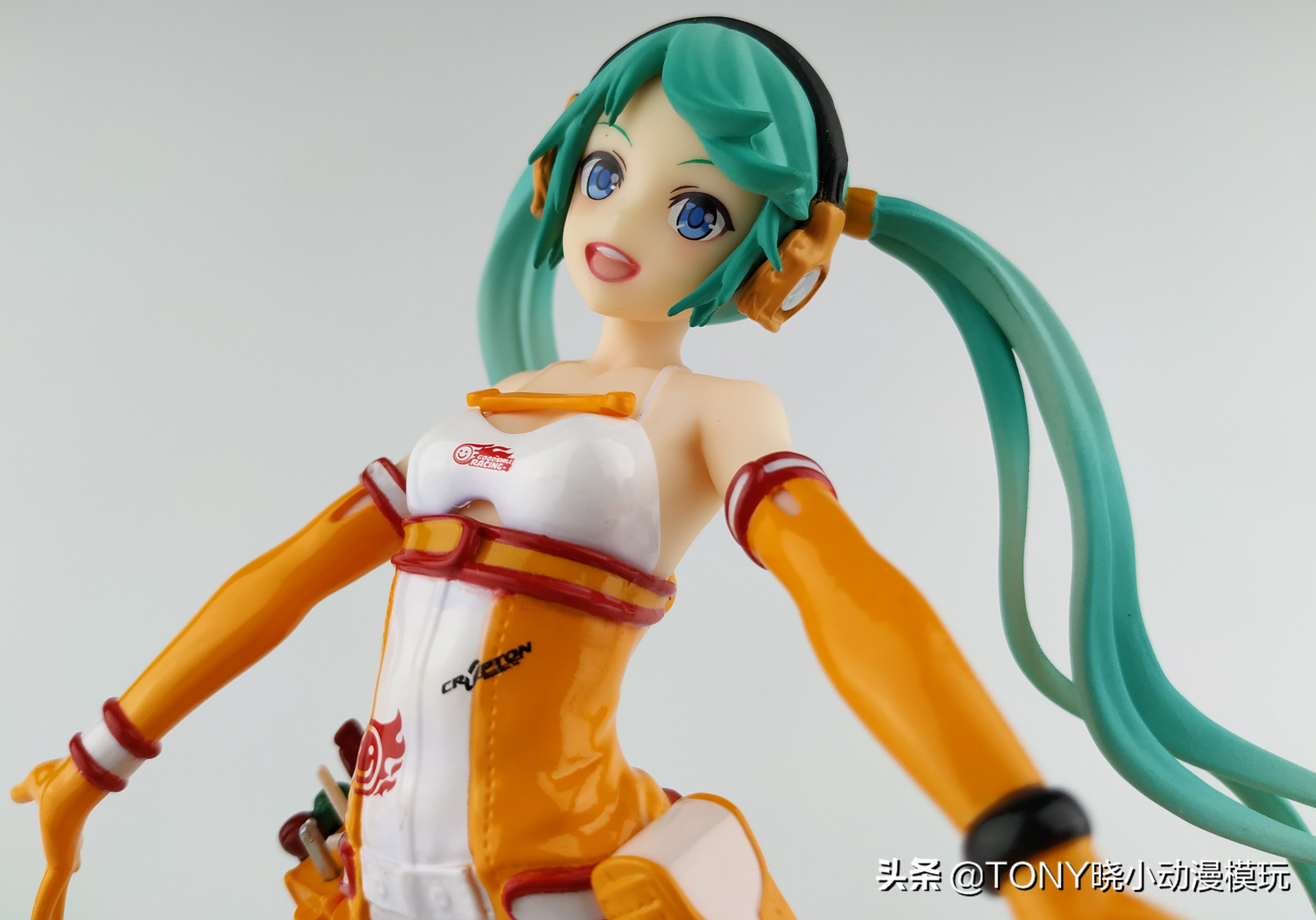 2020初音未来gsc手办可动,2016初音未来赛车服手办