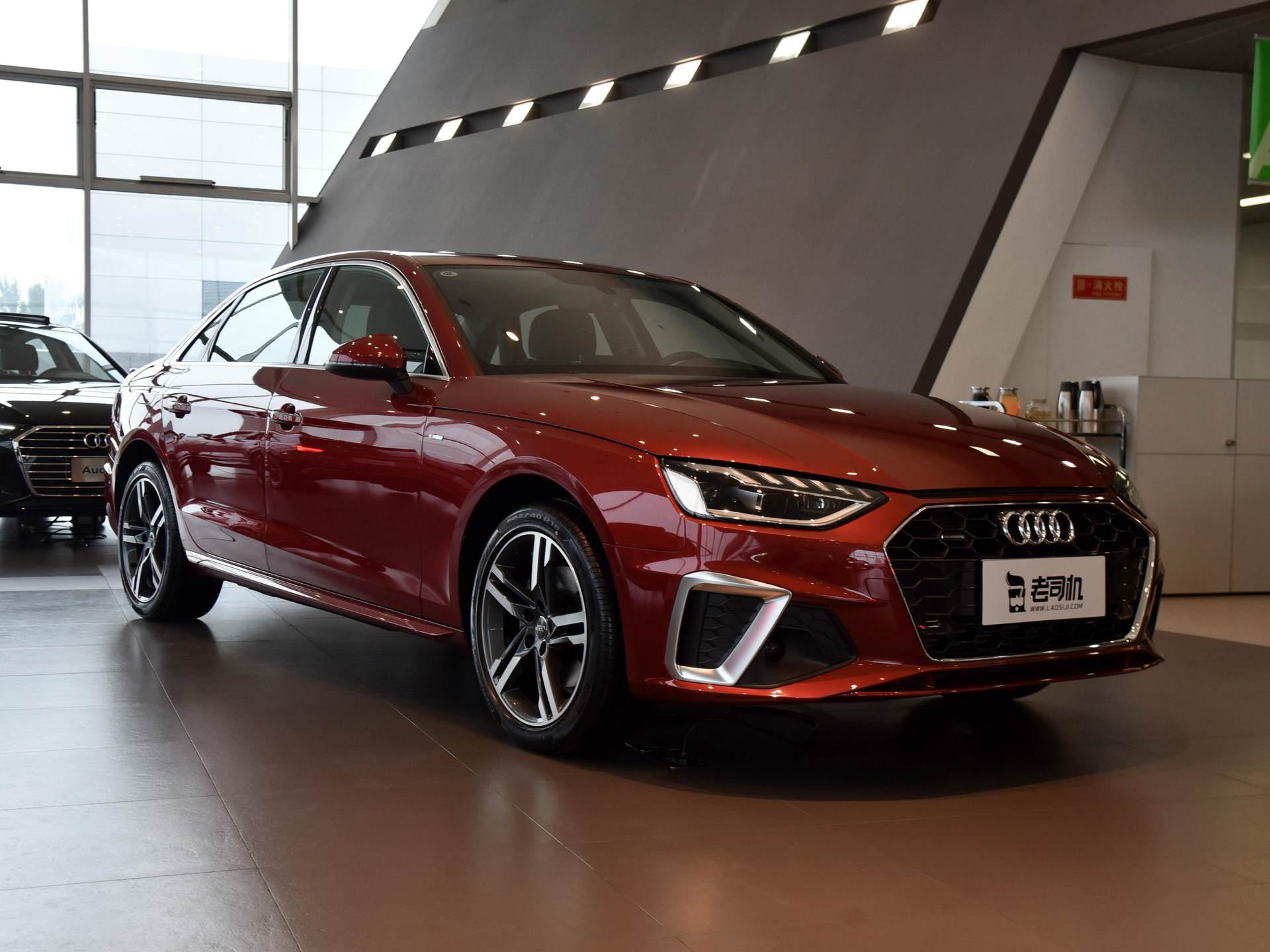 奥迪a4l45quattro油耗,16款奥迪a4l2.0t实际油耗