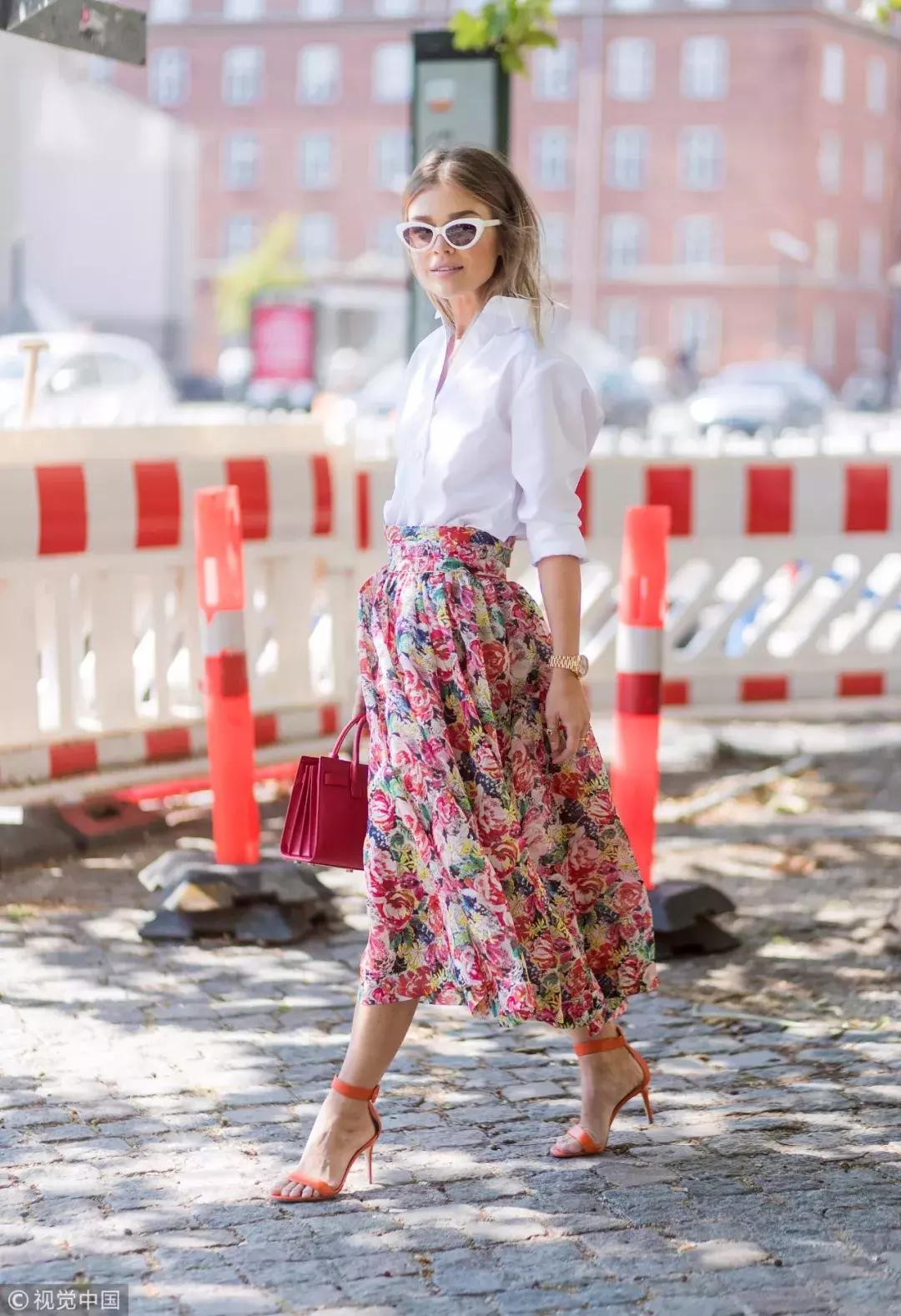 碎花裙泫雅风,lisa泫雅风衣服