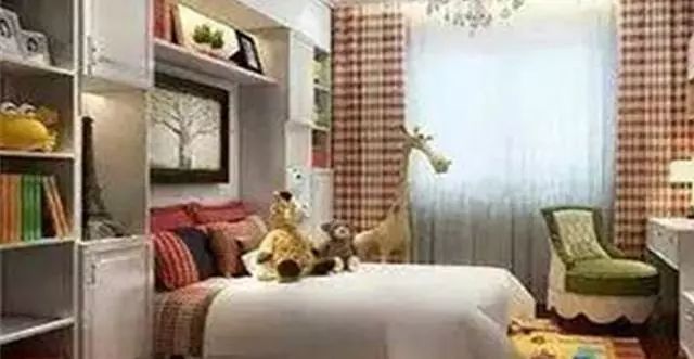 饮水机里的水有异味怎么办,饮水机时间长了有塑料味怎样去味