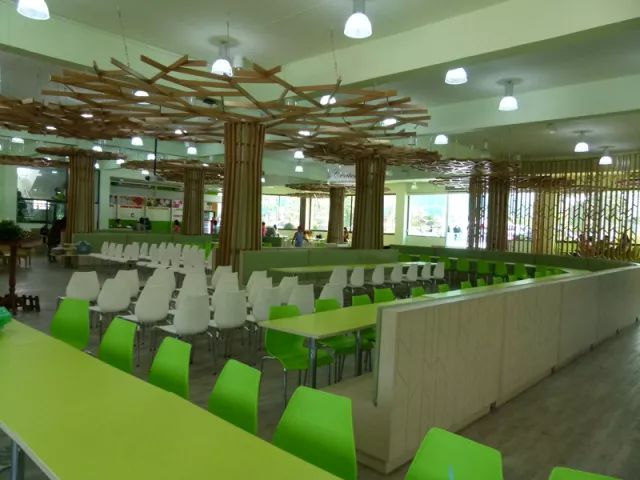 泰国曼谷吞武里大学怎么样？告诉你一个真实的她