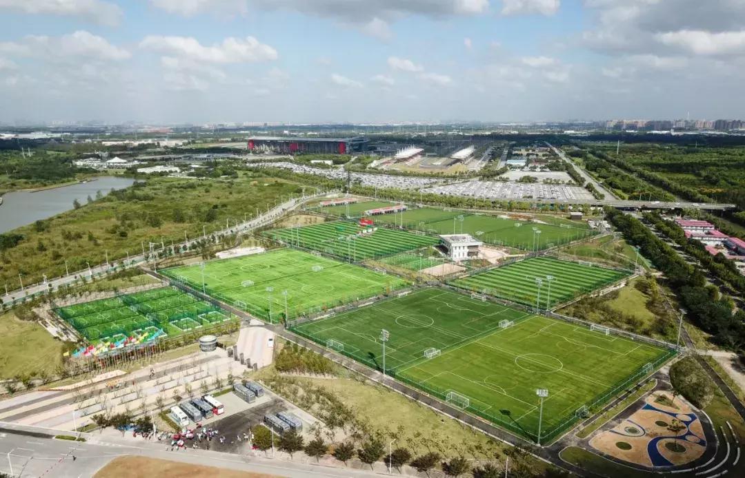 上海市民体育公园足球场多少钱,公园绿地建设足球场