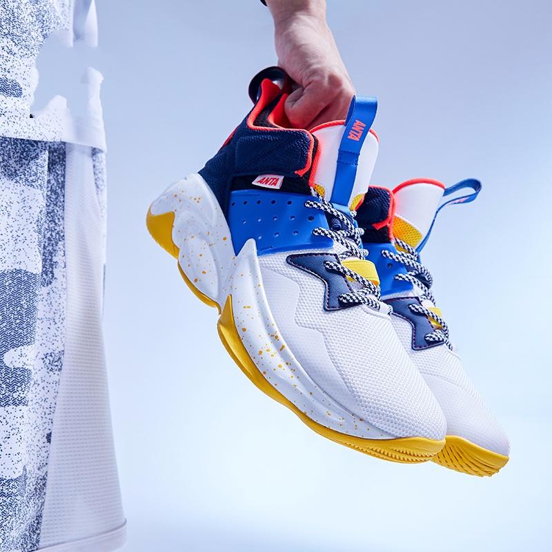 李宁跟安踏哪一个更值得入手,李宁安踏新款