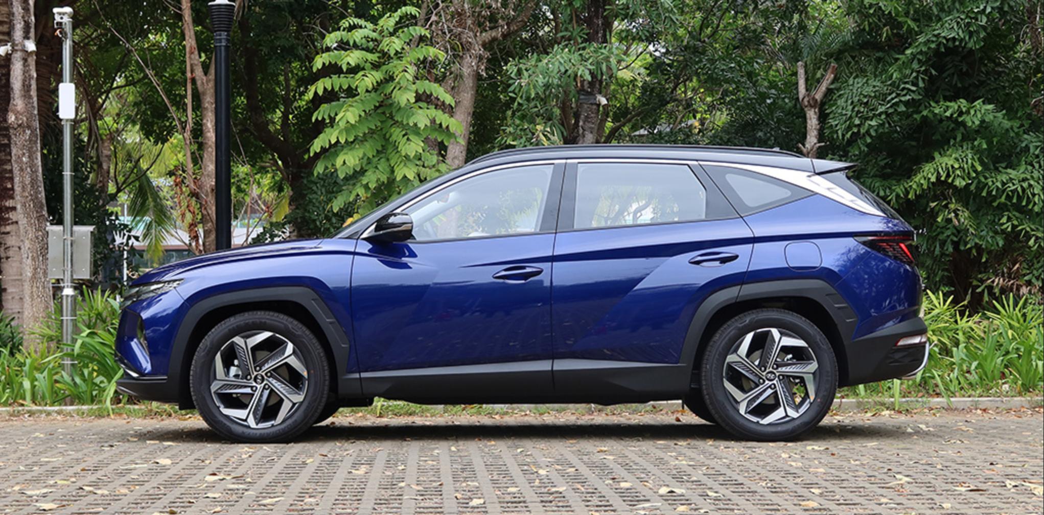 第五代途胜尊贵版有定速巡航吗,5代途胜l两驱爬坡测试