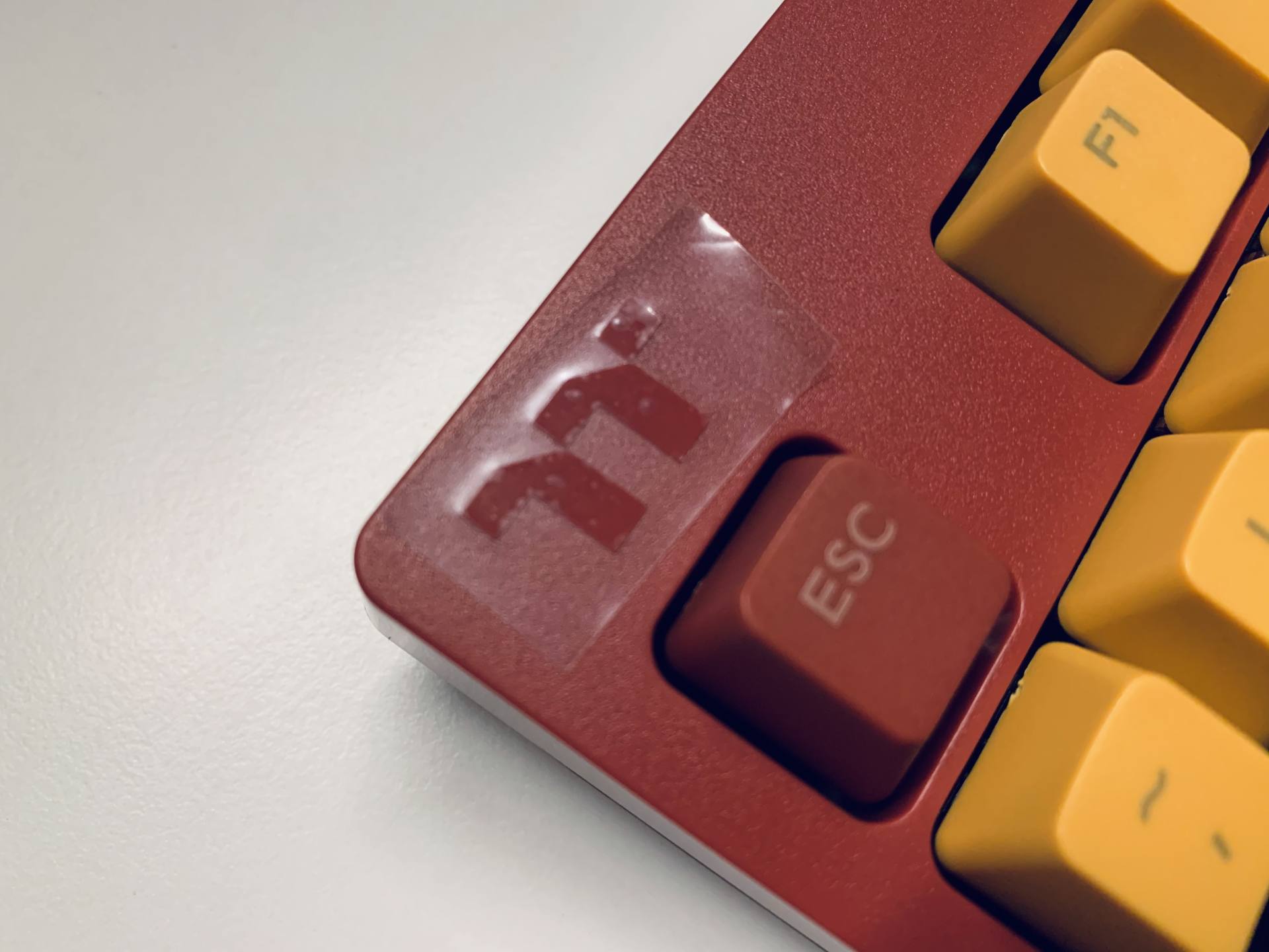 送媳妇爱你3000遍，G521钢铁侠版机械键盘开箱