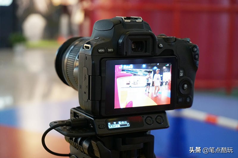 即拍秒传+专业云端管理，影像云管家VBox6单反智能无线传输器