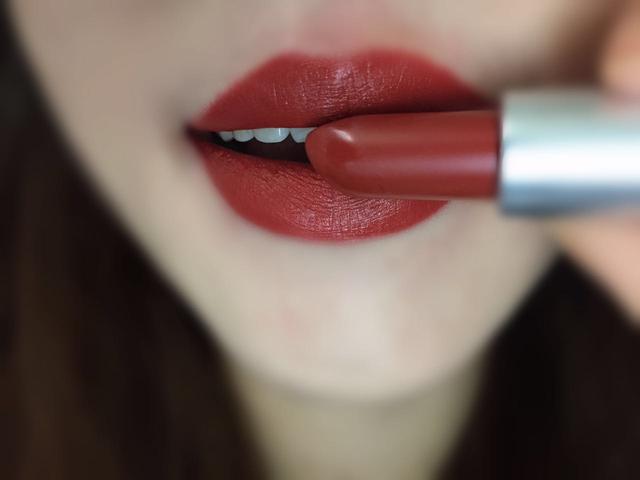 黄皮素颜显白口红,适合黄黑皮素颜涂的大牌口红