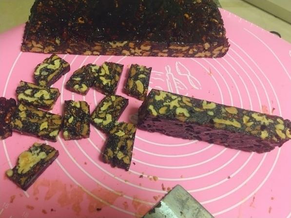 别光喂娃了，即使当了妈，女人也要对自己好一点，在家自制阿胶膏