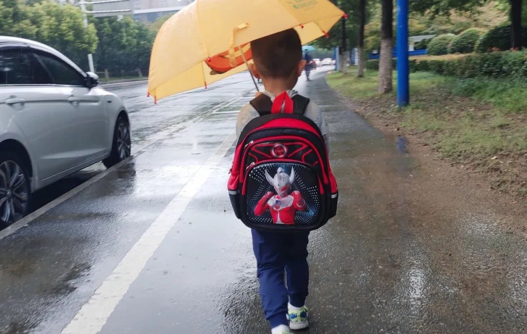 陪孩子成长的第一个365天,陪伴孩子成长的简短走心文章