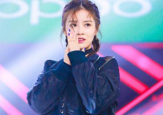 女星遭《创1》淘汰后，赴日本拍大尺度写真，画风与清纯形象不符