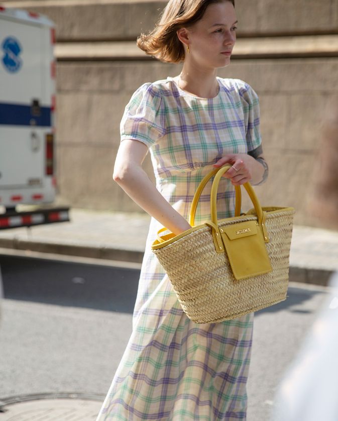 适合20-25岁女生的衣服店铺推荐,少女的衣柜