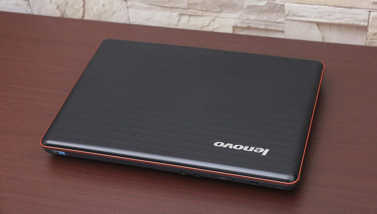 花600块两个典藏值不值,花600买个十年前电脑