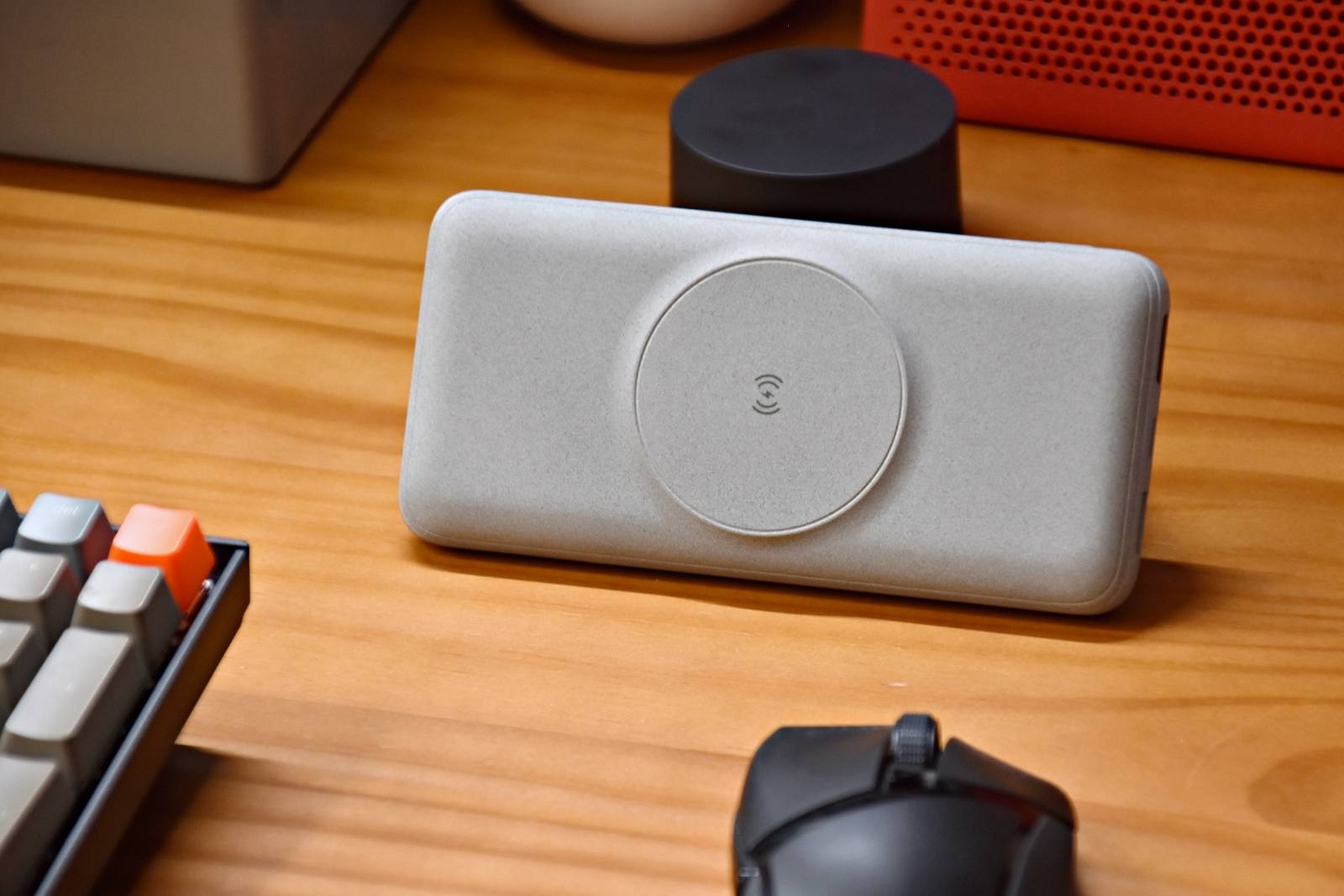 无线便携充电宝超级快充,南卡磁吸无线快充充电宝