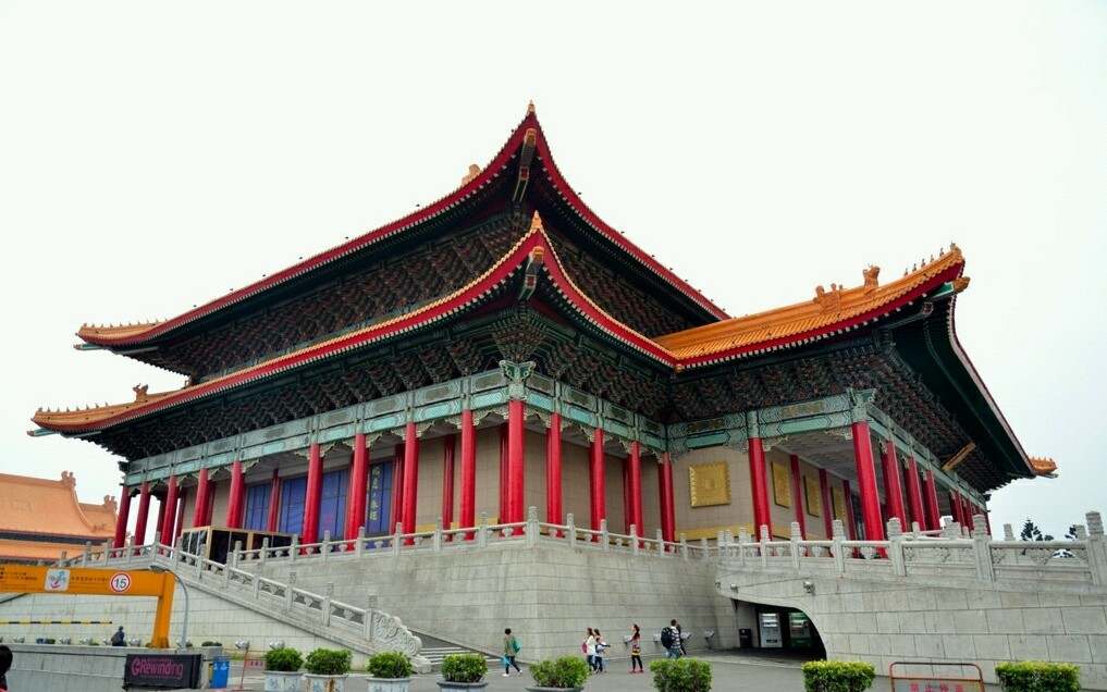 白居易最情深意重的一首诗,白居易最深情的6句诗词