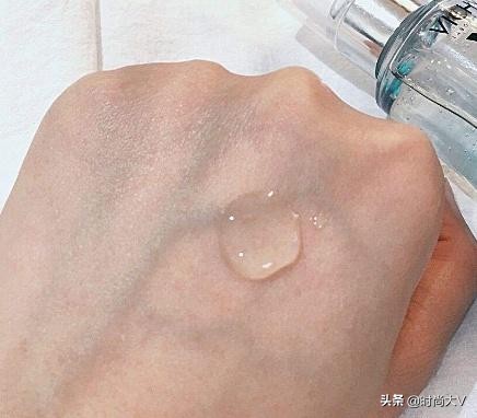 bb霜怎样上妆不卡粉好看,bb霜粉底不服帖